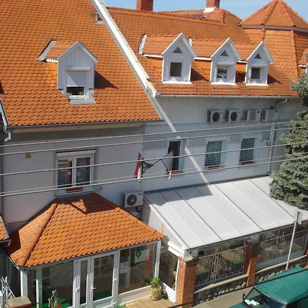 Szent Gyoergy Fogado Hotel Beci Exterior foto